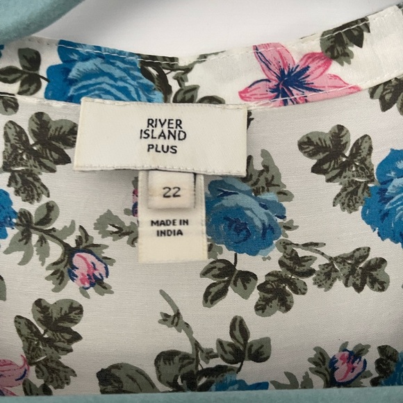 River Island Ruffle Front Floral Blouse Cotton Blend Lace Button Down Sz 22 - Picture 8 of 9